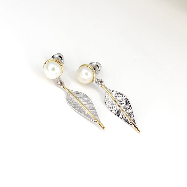 FRESH WATER PEARL WITH LEAF DROP STUD EARRINGS