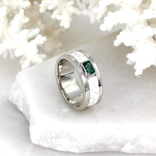 EMERALD SILVER MENS RING