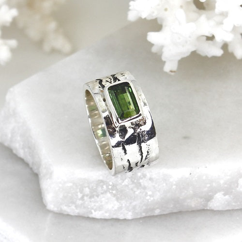 GREEN TOURMALINE SILVER MENS RING