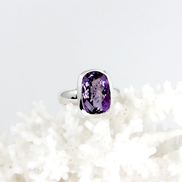 AMETHYST FANCY CUT SILVER RING