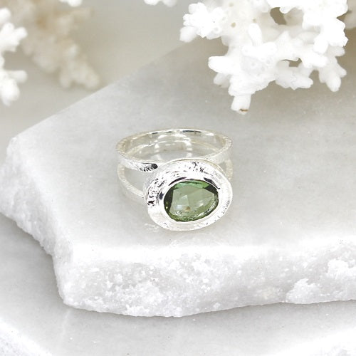 GREEN TOURMALINE RING WITH TEXTURED SILVER BAND