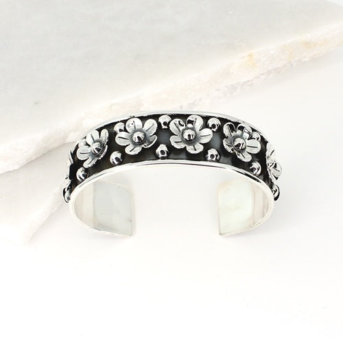 MEXICAN SILVER FLOWER CUFF
