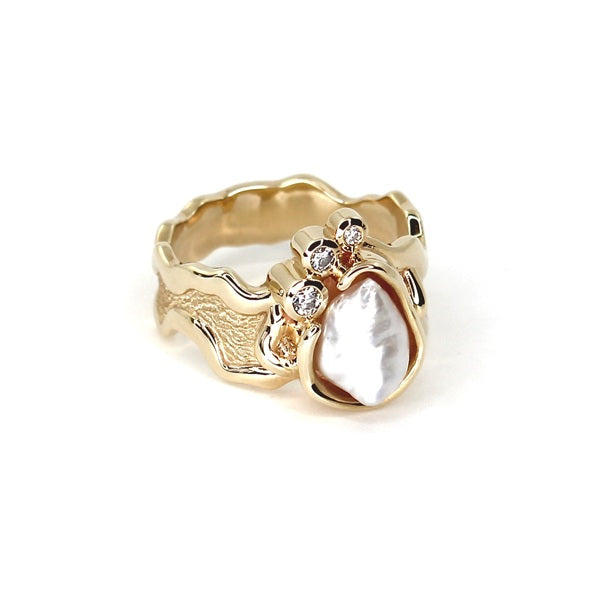 9ct SOLID YELLOW GOLD KESHI PEARL RING WITH DIAMONDS