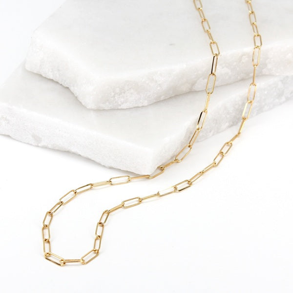 ITALIAN ELEGANCE – 9CT YELLOW GOLD PAPERCLIP CHAIN