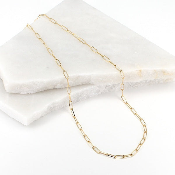 ITALIAN ELEGANCE – 9CT YELLOW GOLD PAPERCLIP CHAIN