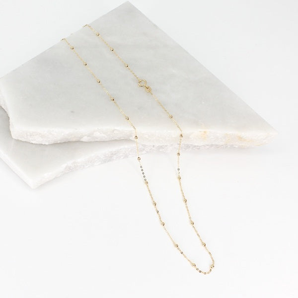 9CT GOLD BEAD STATION CHAIN – EFFORTLESS ELEGANCE