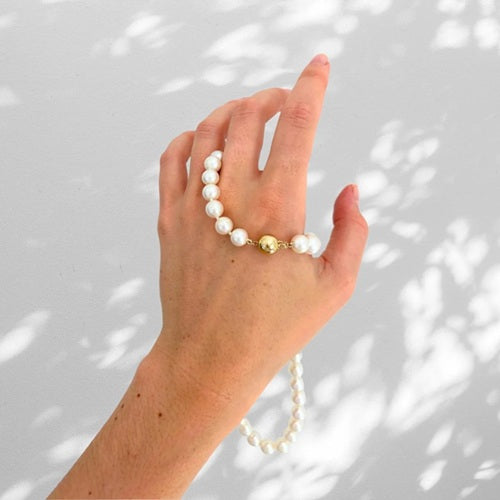 IKECHO EDITH 9ct YELLOW GOLD SOUTH SEA PEARL NECKLACE