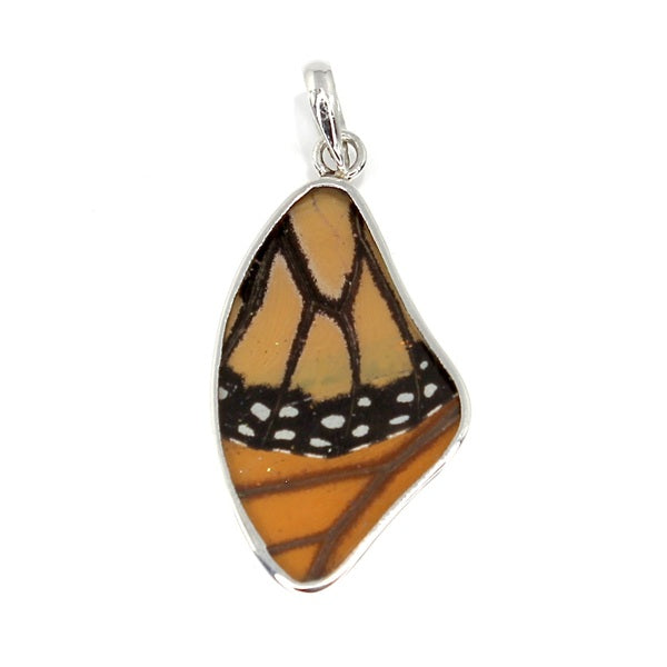 MEDIUM BUTTERFLY WING MONARCH SILVER PENDANT