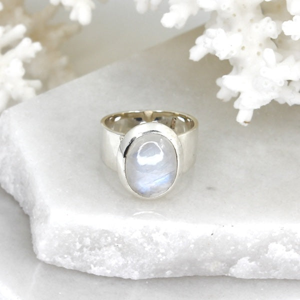 MOONSTONE OVAL SILVER RING